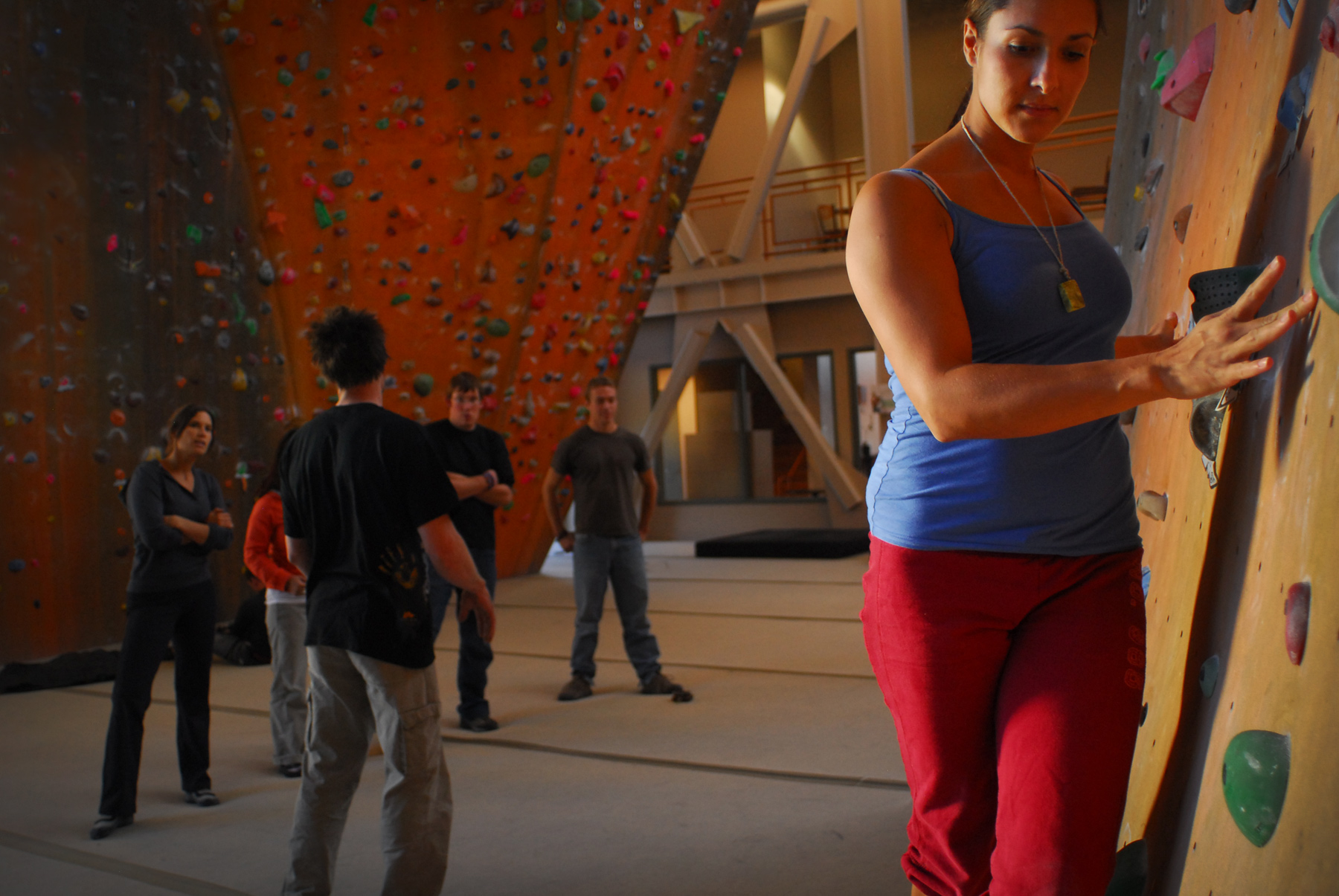 MOMENTUM CLIMBING GYM