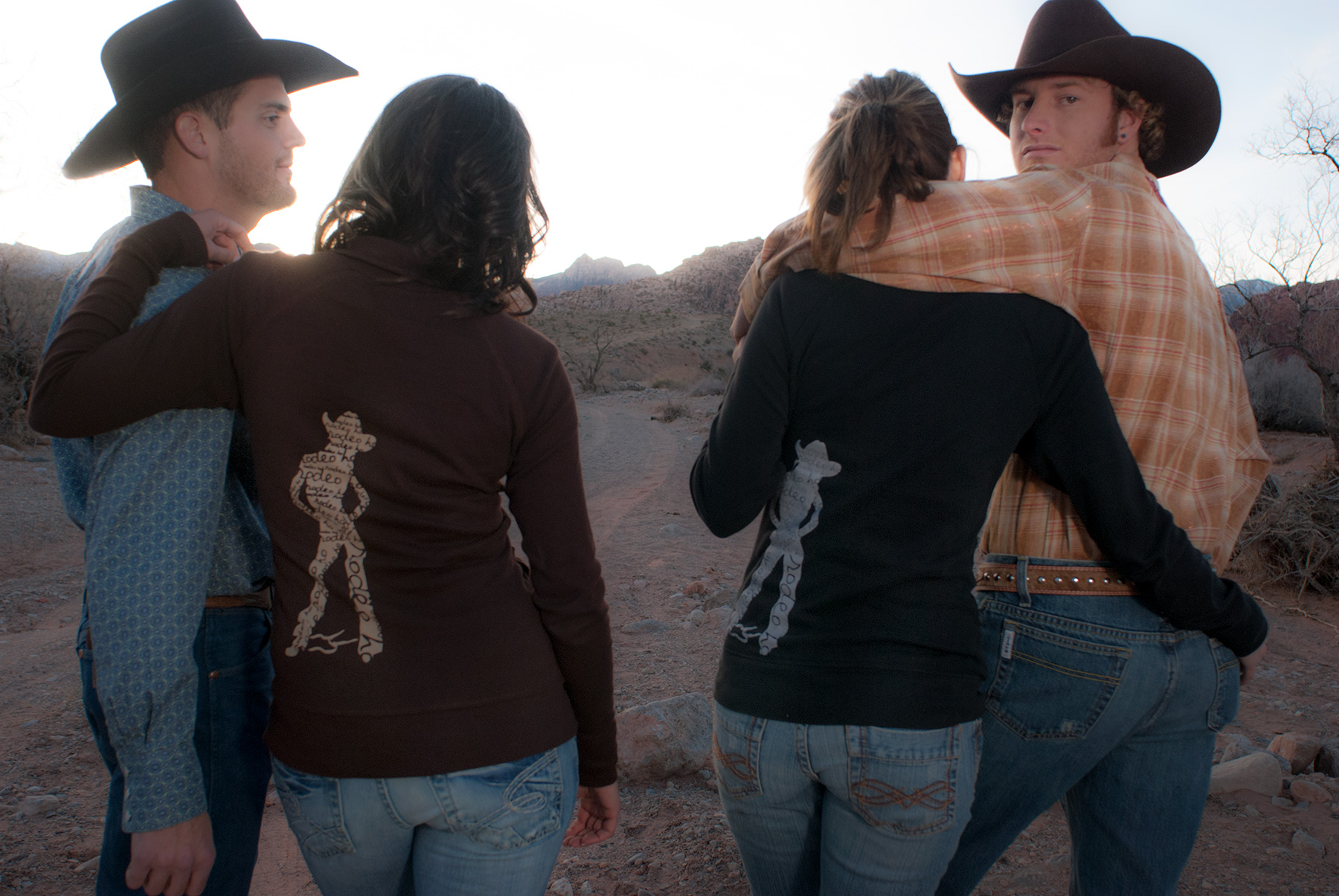 HODOWN APPAREL